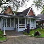 Diyar Villas Puncak M6-11