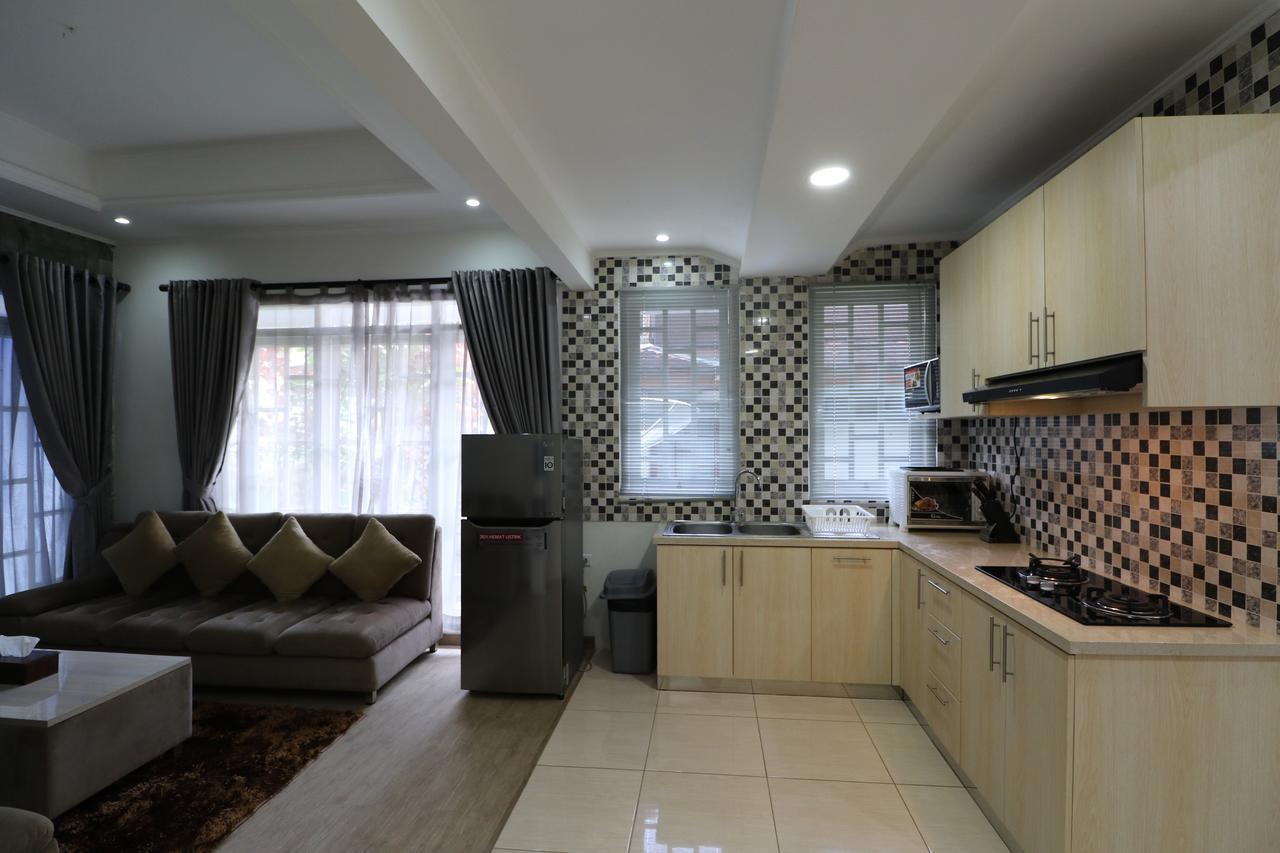 Villa Diyar M6-11 Puncak