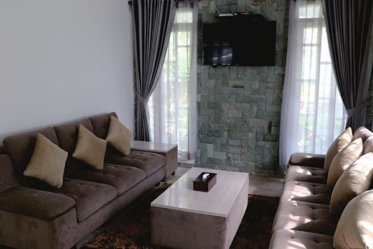Diyar M6-11 * Puncak
