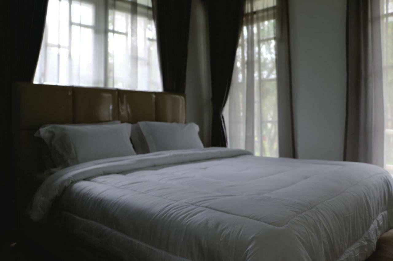 Villa Diyar M6-11 Puncak